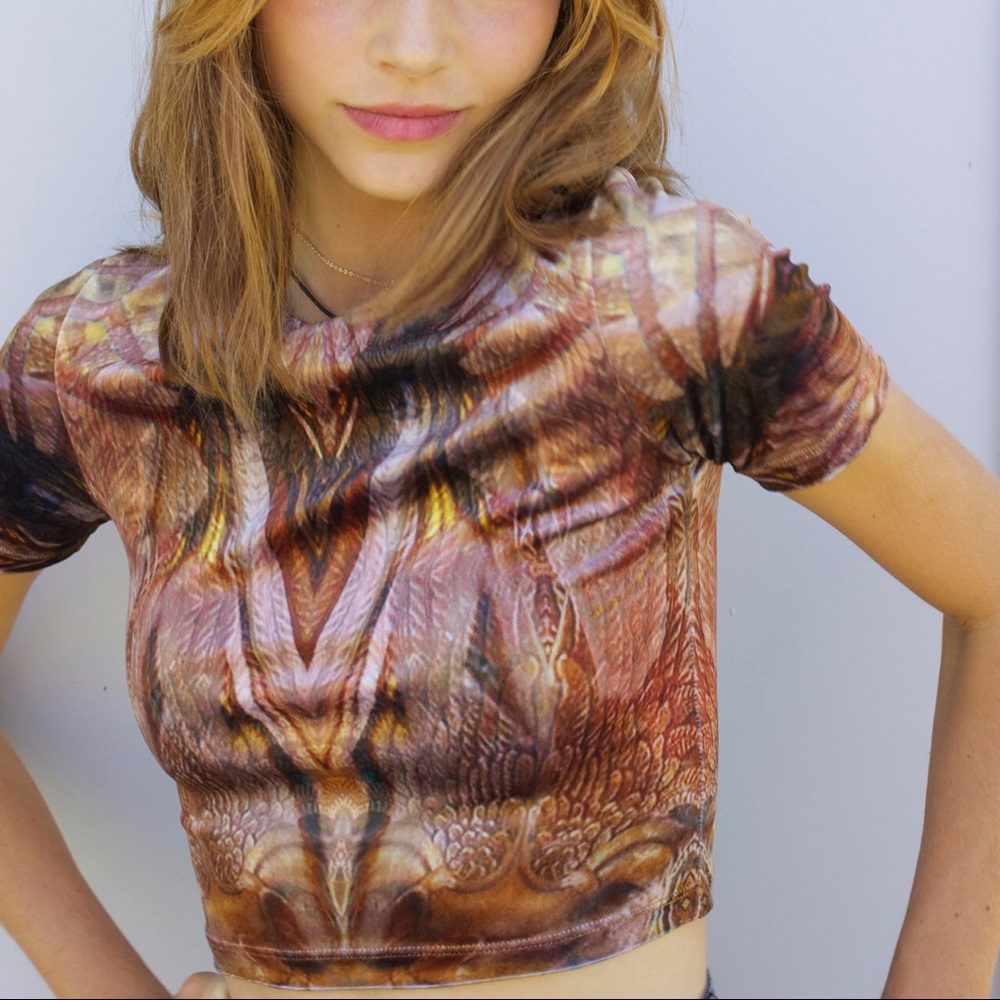 Liberated heart Voodoo flower cropped t